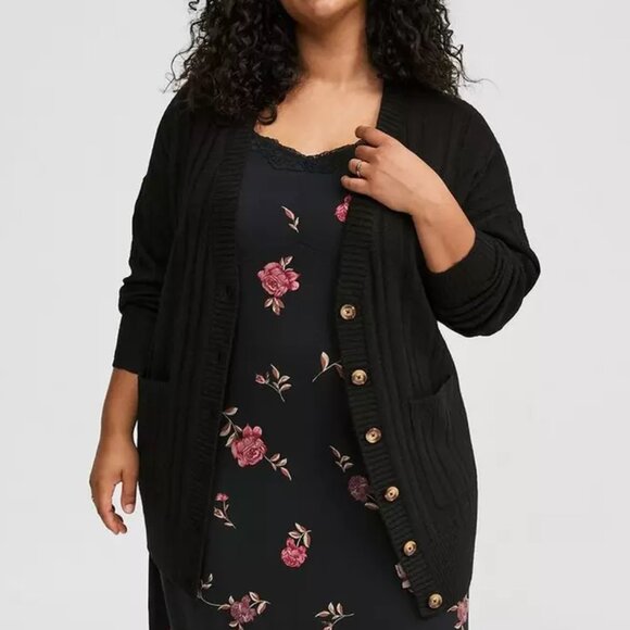 TORRID Vegan Cashmere Boyfriend Cardigan V-neck Sweater Black size 0 0x 10 12 - Picture 1 of 6